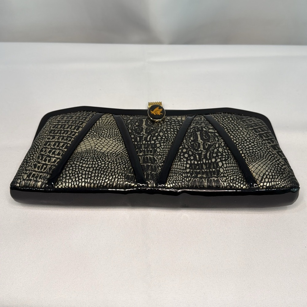 Vintage Elegant Snakeskin and Black Patent Leather Clutch - Picture 5 of 12
